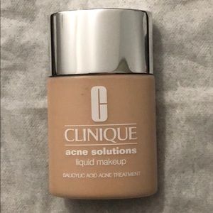 Clinique Acne Solution Liquid Foundation